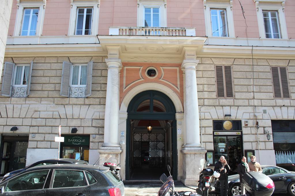 Bed & Breakfast Amoroma Domus *