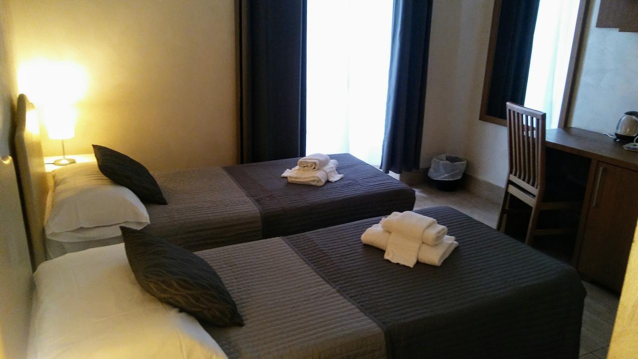 Bed & Breakfast Amoroma Domus